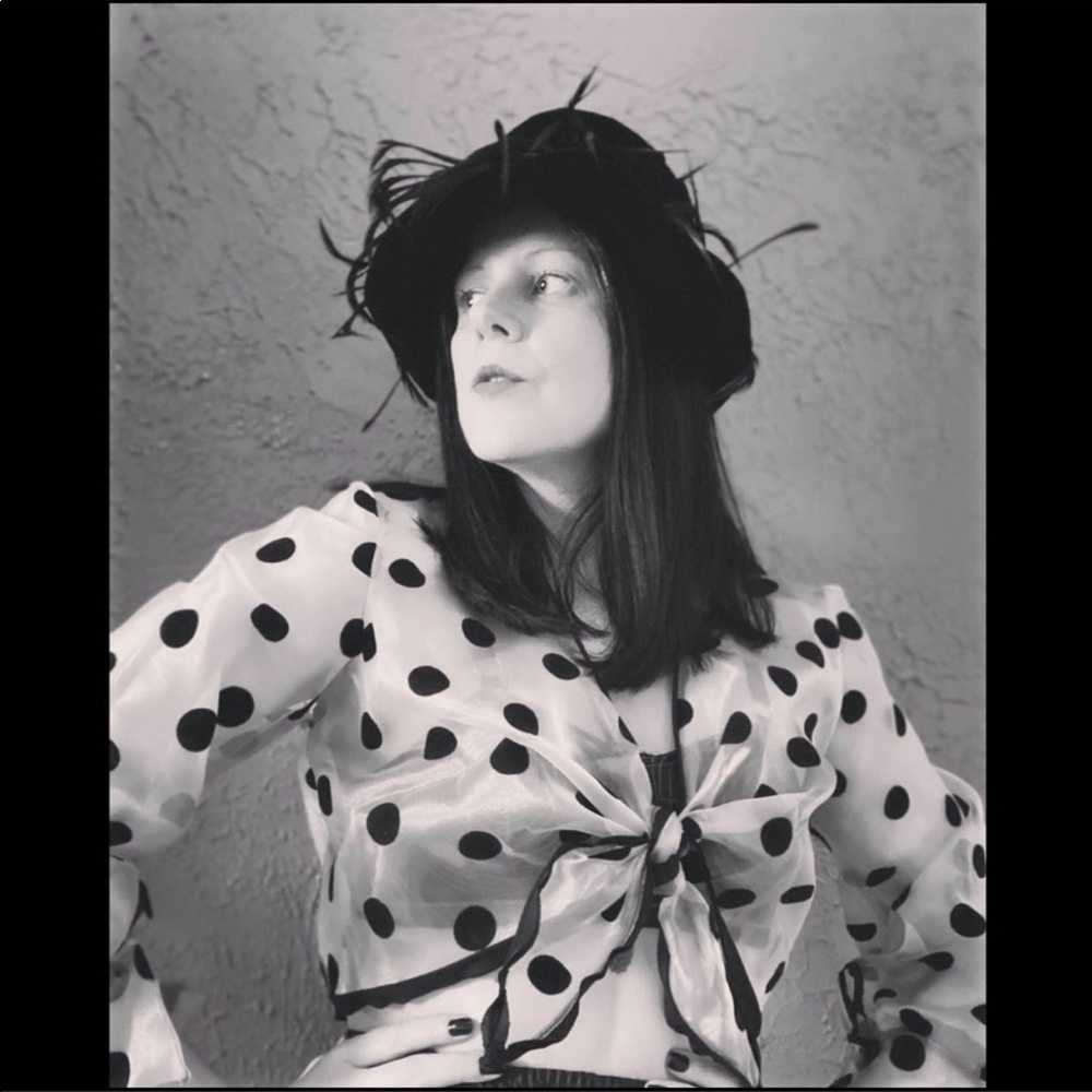 VTG 60’s CHRISTIAN DIOR Black Velvet Feather Hat - Picture 2 of 13